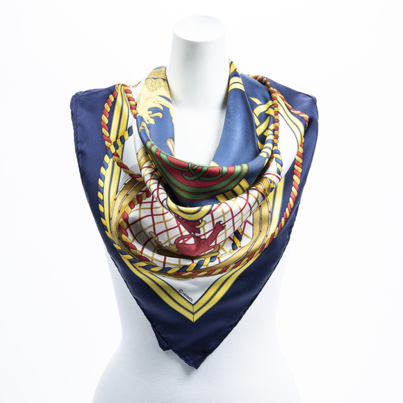 Hermes Scarf Grande Tenue 90 - Picture 2 of 4